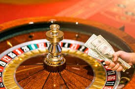 Pengguna mematuhi aturan syarat dan ketentuan saat menggunakan layanan sports dan casino online